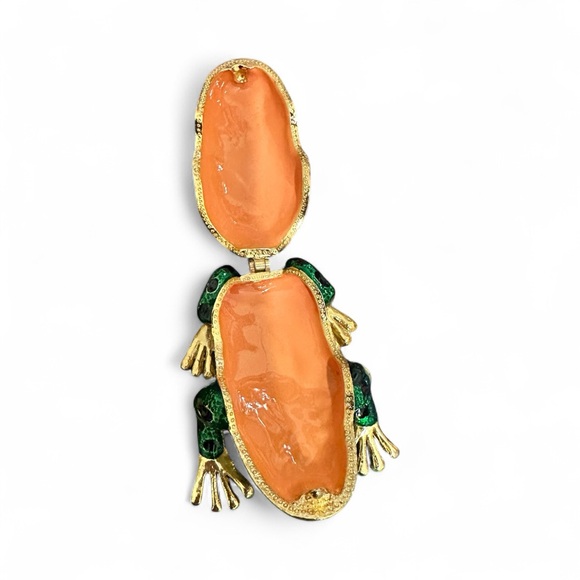 NIB Green and Gold Frog trinket box - Picture 4 of 4
